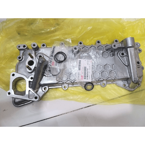 Nắp xương hàn động cơ isuzu 4HK1